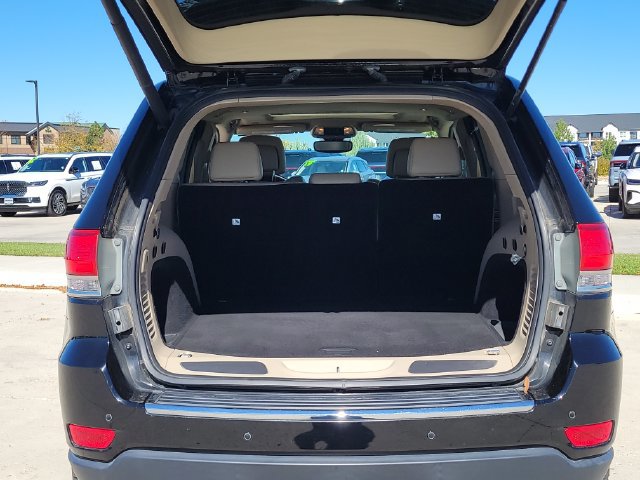 Used 2019 Jeep Grand Cherokee Limited RWD image 12