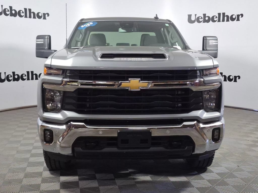 Used 2026 Chevrolet Silverado 2500 LT w/ All Star Edition AWD/4WD image 2