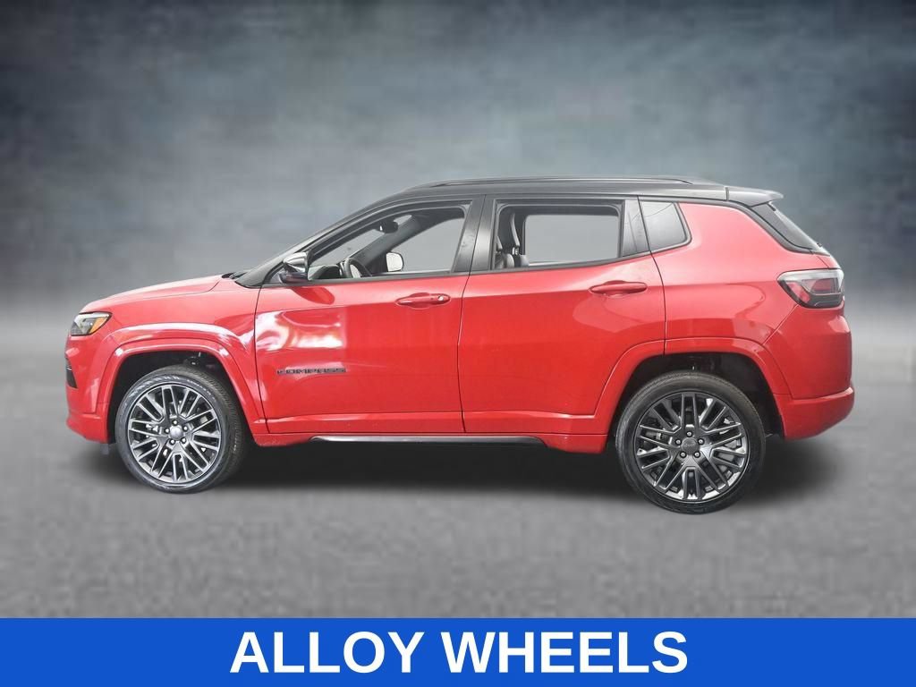 Used 2023 Jeep Compass High Altitude AWD/4WD image 3