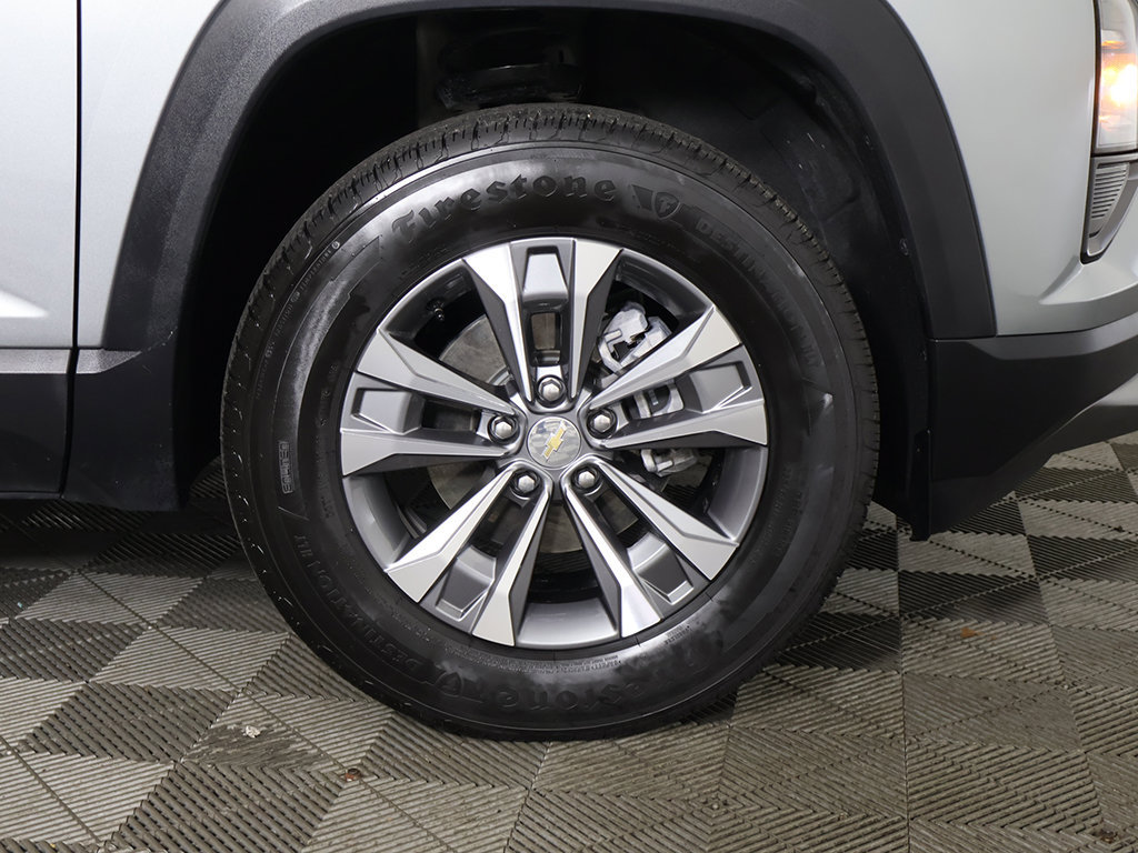Used 2026 Chevrolet Equinox LT FWD image 22