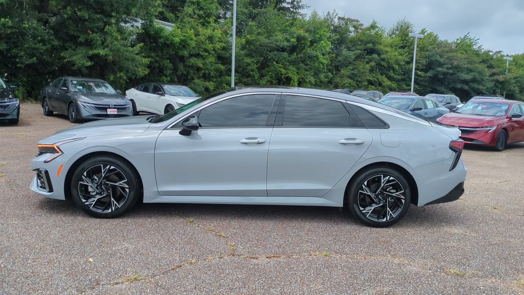 Used 2025 Kia K5 GT-Line w/ GT-Line Premium Package FWD image 8