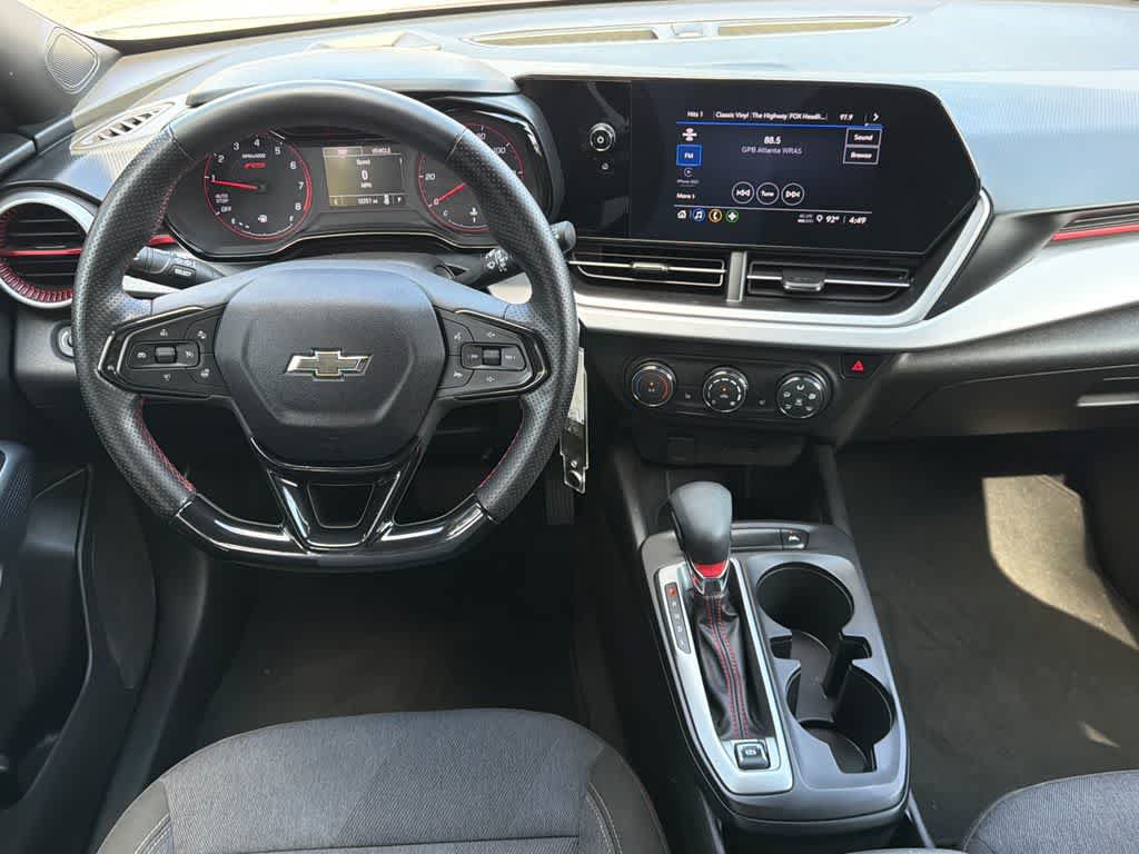 Used 2024 Chevrolet Trax RS w/ Driver Confidence Package FWD image 19