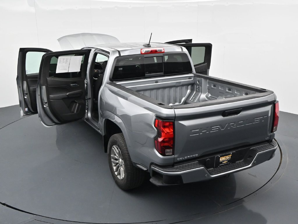 Used 2024 Chevrolet Colorado LT w/ LT Convenience Package RWD image 34