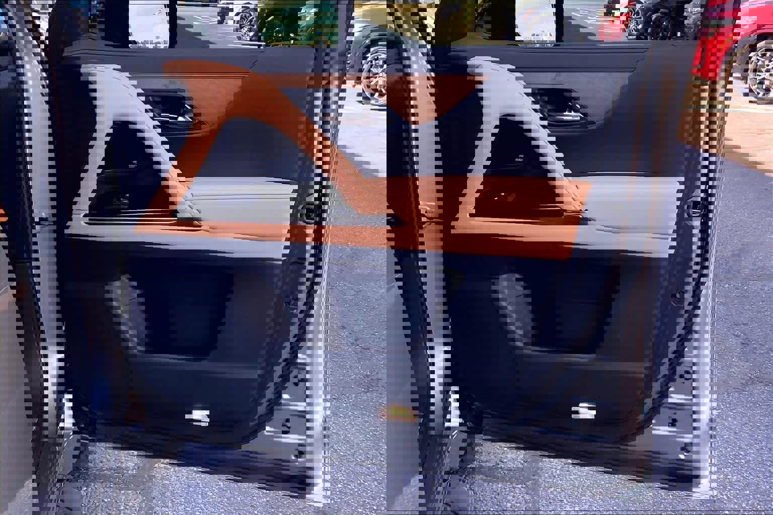 Used 2024 Lexus LX 600 4WD w/ Luxury Package image 25