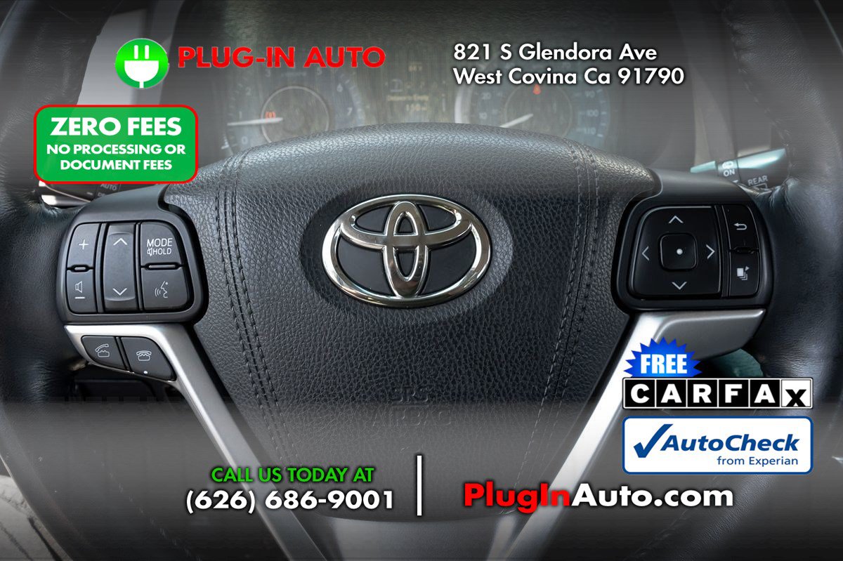 Used 2015 Toyota Sienna Limited FWD image 23