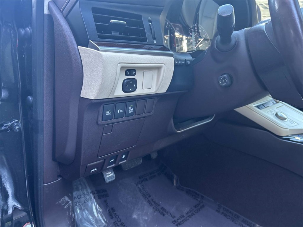 Used 2017 Lexus ES 350 w/ Navigation System Package image 20