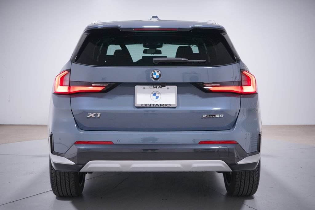 Used 2025 BMW X1 xDrive28i w/ Convenience Package AWD/4WD image 5