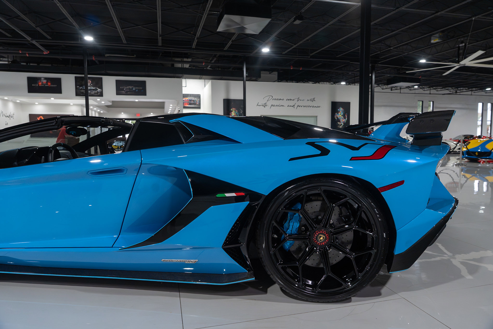 Used 2021 Lamborghini Aventador SVJ image 54