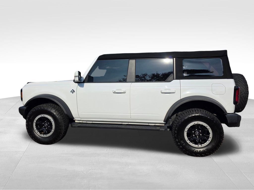 Used 2023 Ford Bronco Outer Banks w/ Sasquatch Package image 4