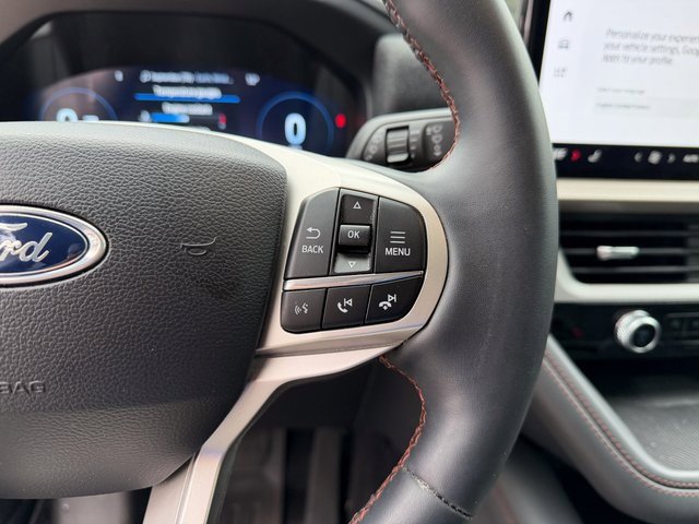 Used 2025 Ford Explorer Active image 11