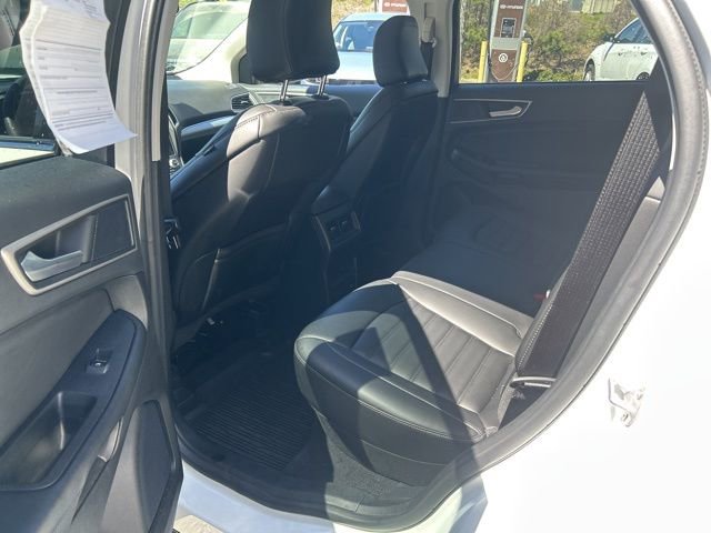 Used 2022 Ford Edge SEL w/ Convenience Package image 7