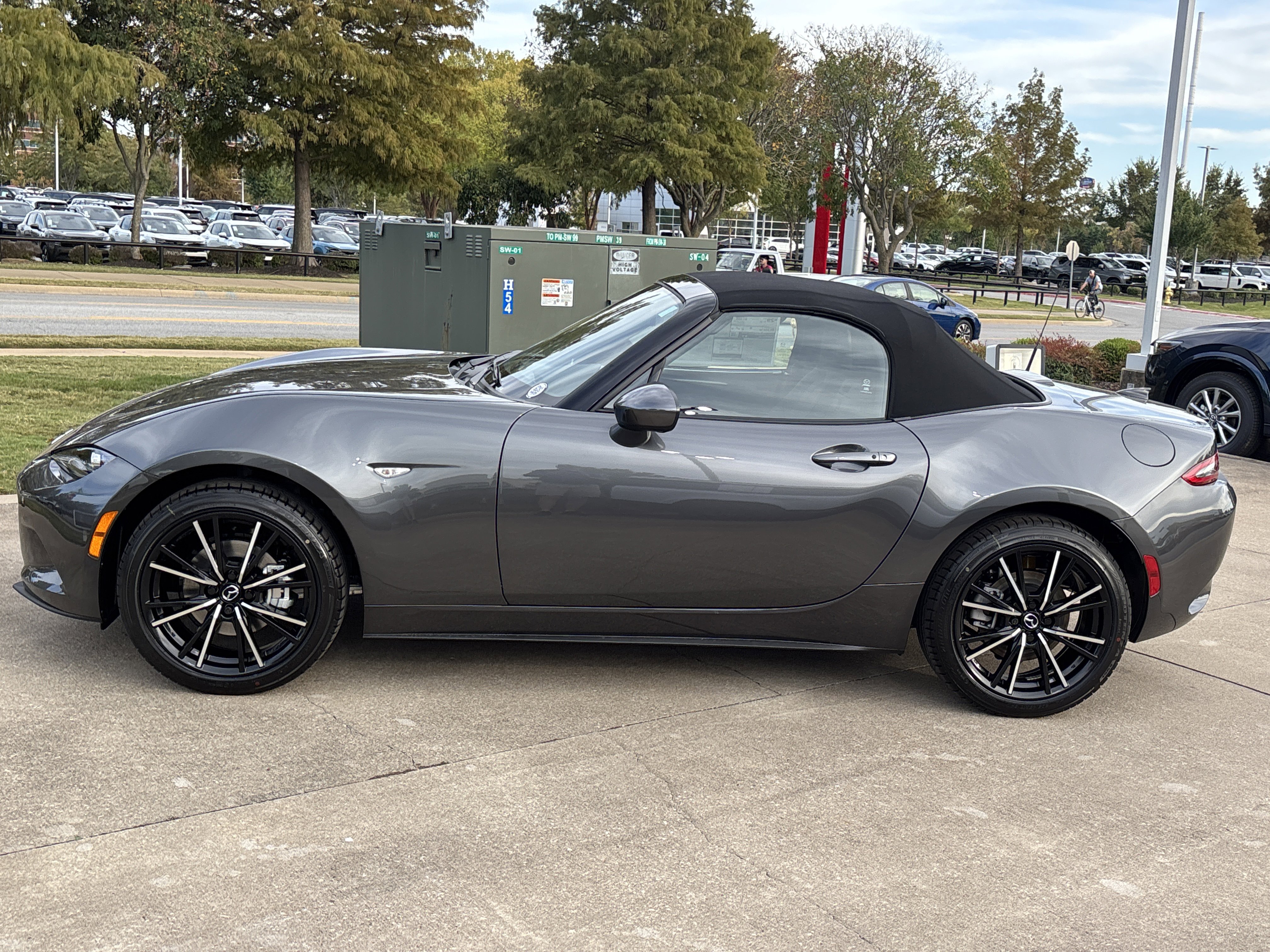New 2025 MAZDA MX-5 Miata Grand Touring image 9