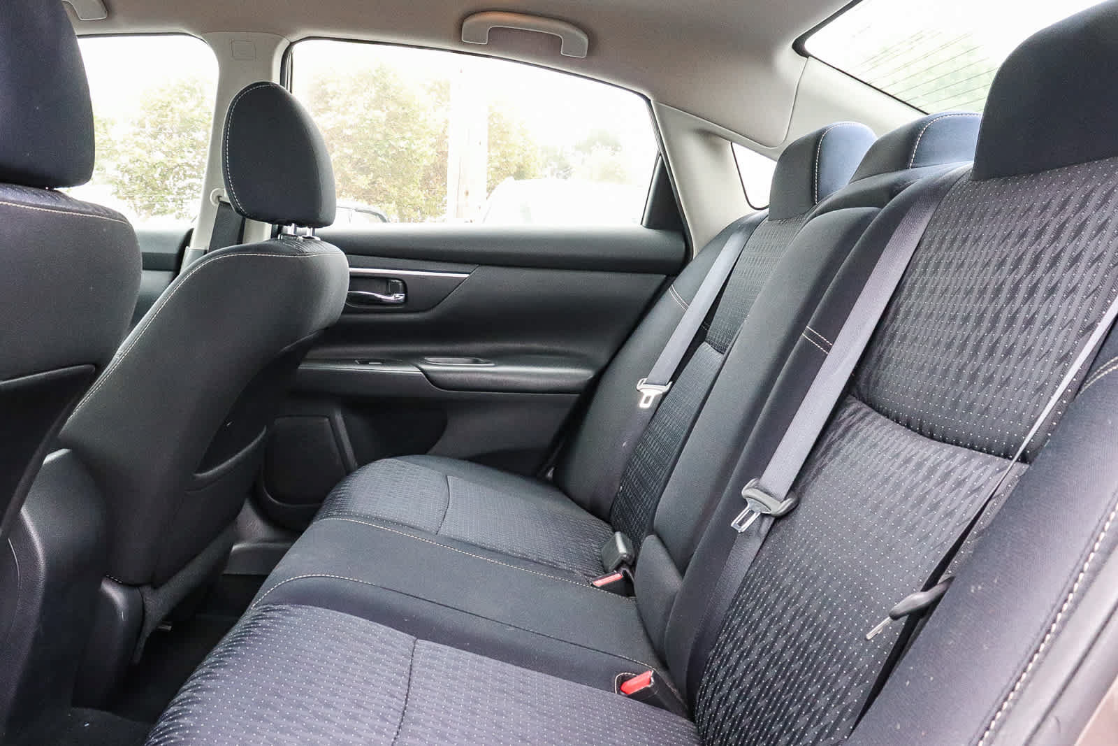 Used 2017 Nissan Altima 2.5 SV FWD image 18