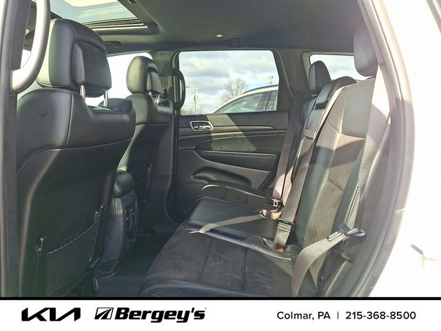 Used 2020 Jeep Grand Cherokee Altitude image 12