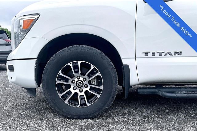 Used 2021 Nissan Titan SV w/ SV Convenience Package AWD/4WD image 10