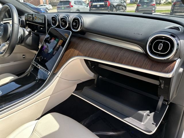 Used 2025 Mercedes-Benz C 300 4MATIC Sedan image 30