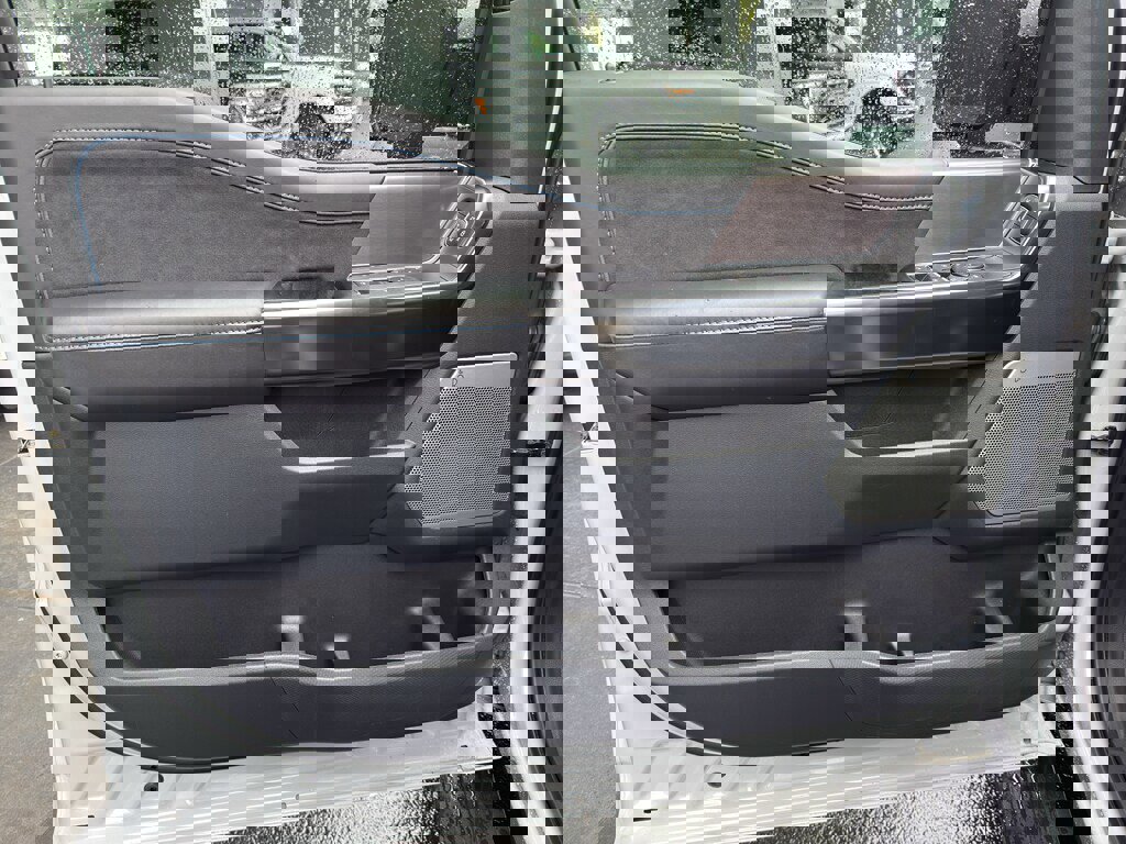 New 2025 Ford F150 Platinum image 14