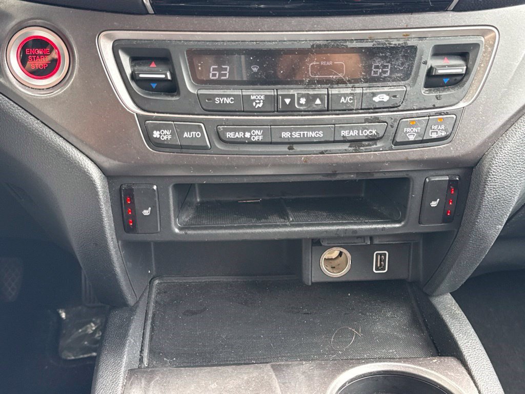 Used 2020 Honda Pilot EX image 23