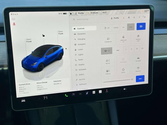 Used 2022 Tesla Model Y Long Range image 21