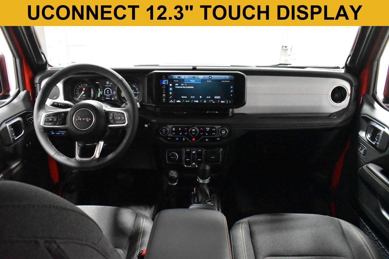 Used 2025 Jeep Wrangler Sahara image 2