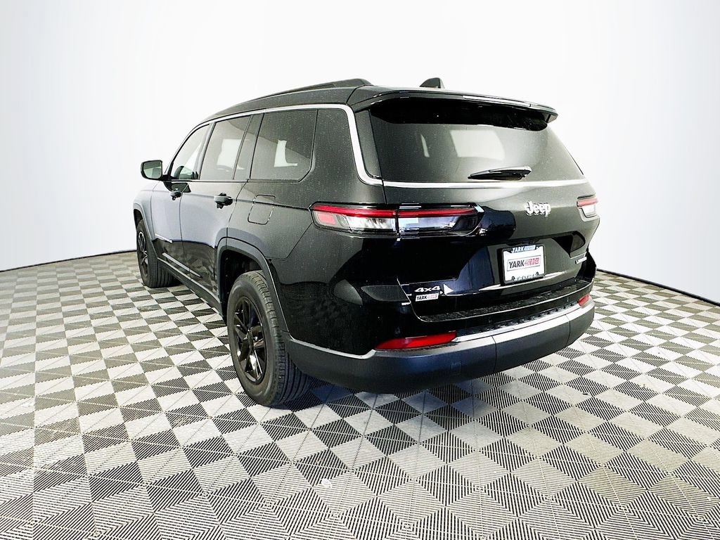 Certified 2025 Jeep Grand Cherokee L Laredo w/ Trailer Tow Package image 8