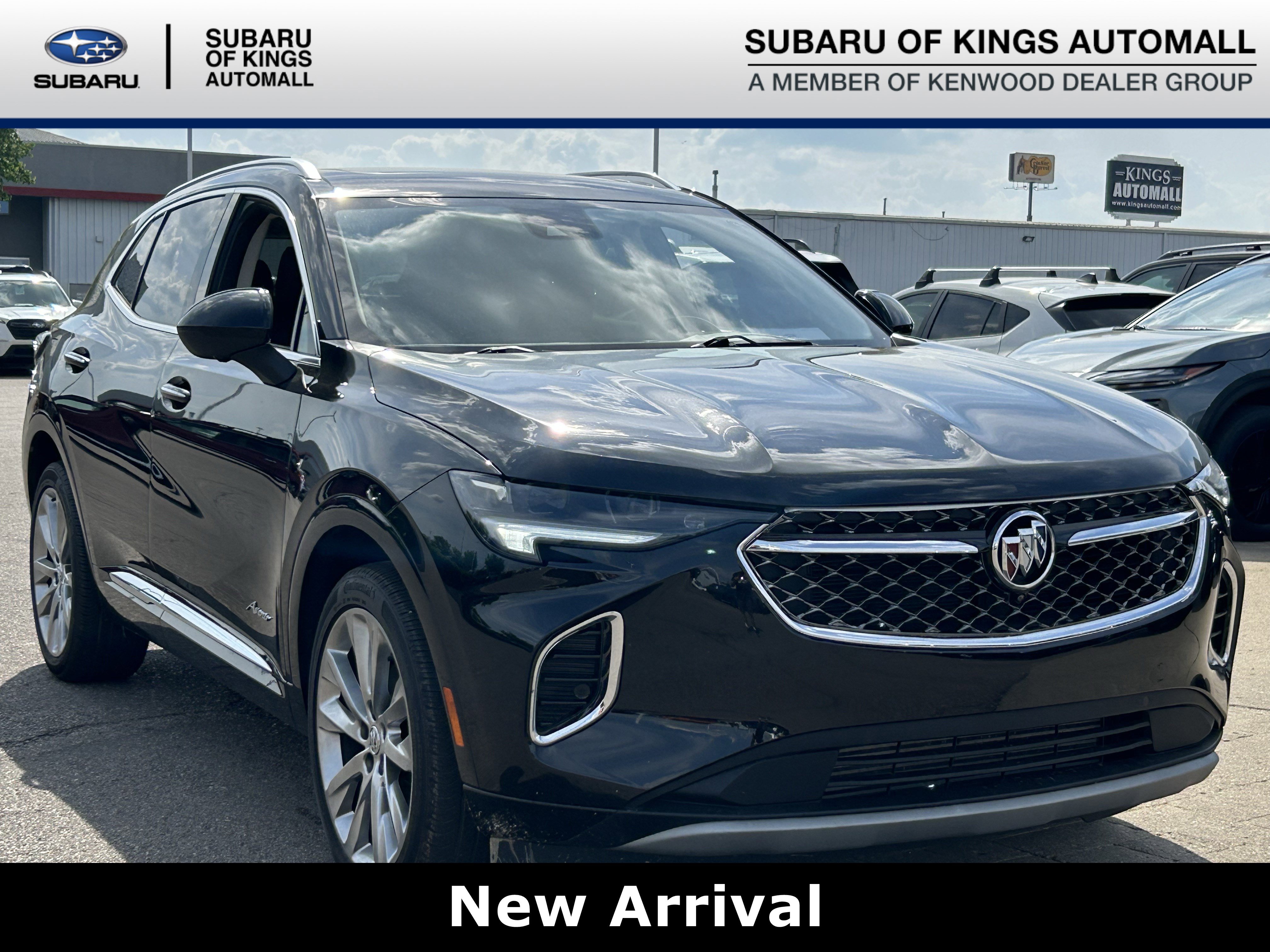 Used 2023 Buick Envision Avenir AWD/4WD image 1