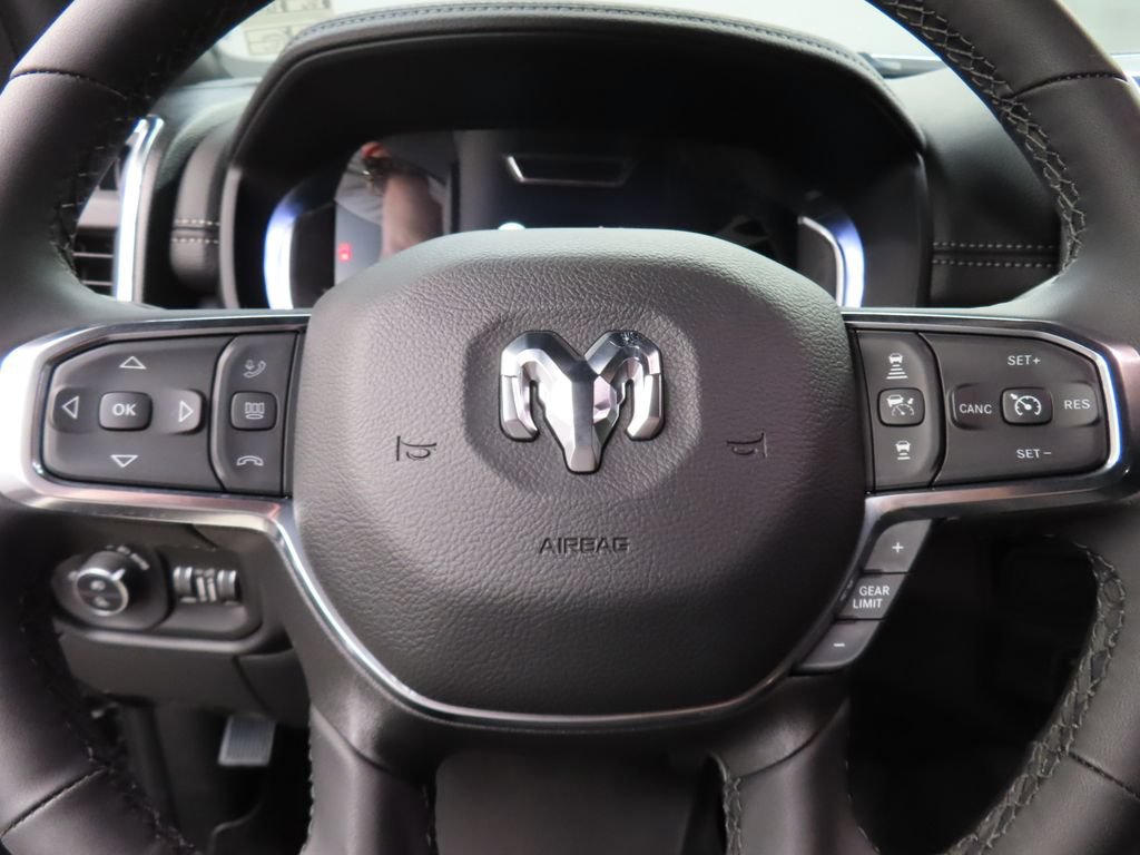 Used 2026 RAM 2500 Laramie AWD/4WD image 57