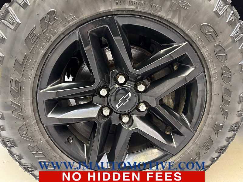 Used 2022 Chevrolet Silverado 1500 LT Trail Boss w/ LT Trail Boss Premium Package image 9