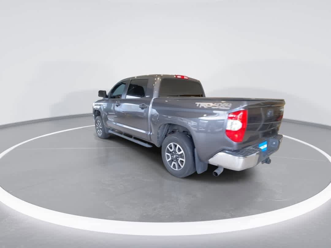 Used 2018 Toyota Tundra SR5 w/ TRD Off Road Package AWD/4WD image 6