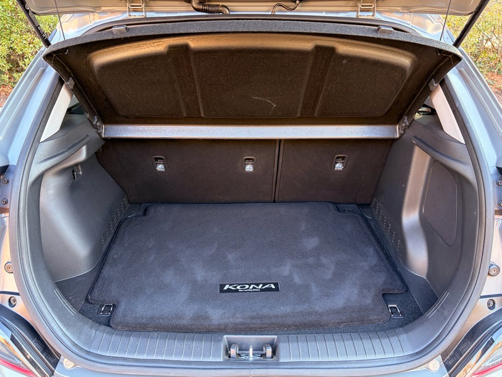 Used 2023 Hyundai Kona Limited w/ Cargo Package image 26