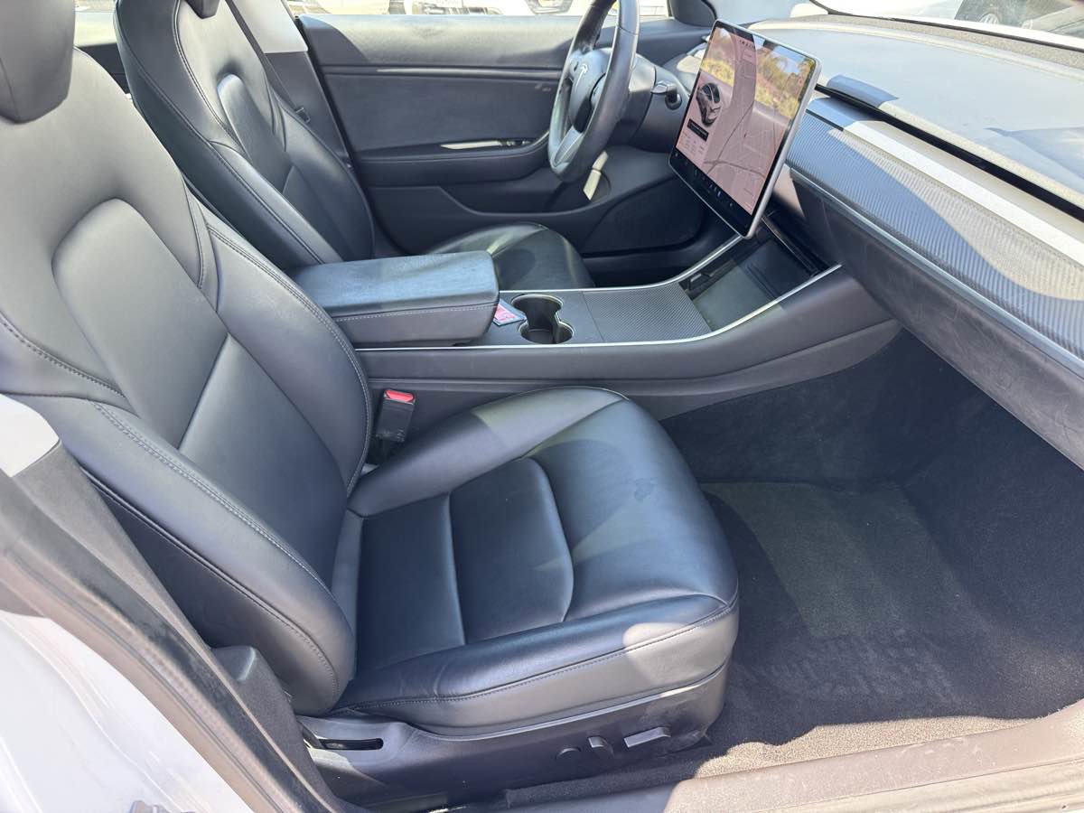 Used 2020 Tesla Model 3 Performance AWD/4WD image 17