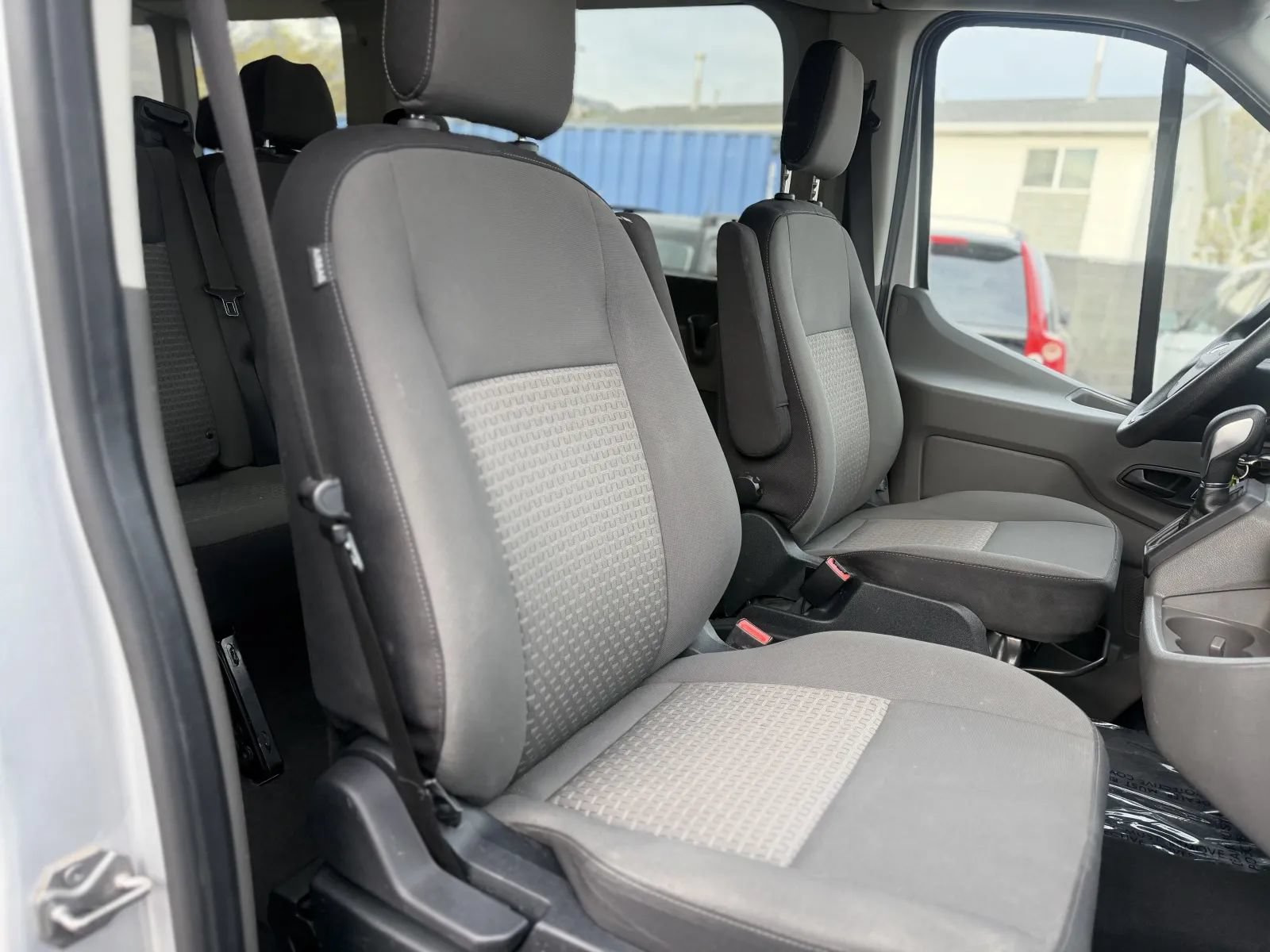 Used 2023 Ford Transit 350 XLT RWD image 21