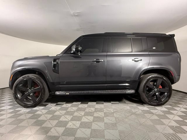 Used 2024 Land Rover Defender 110 X AWD/4WD image 3