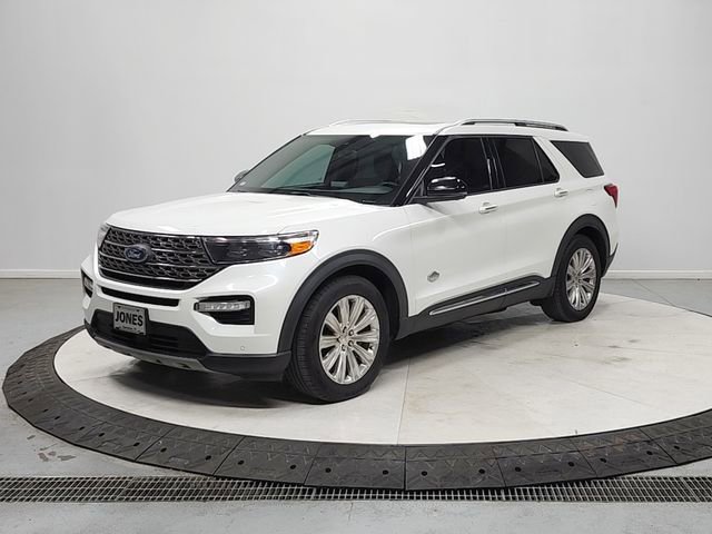 Used 2021 Ford Explorer King Ranch w/ Premium Technology Package RWD image 3
