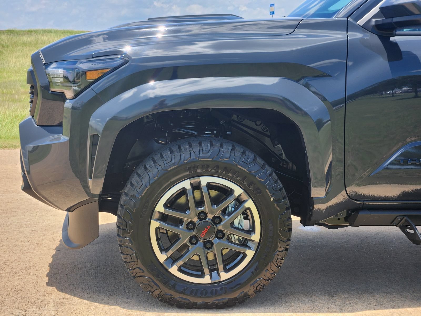 New 2026 Toyota Tacoma TRD Sport AWD/4WD image 10