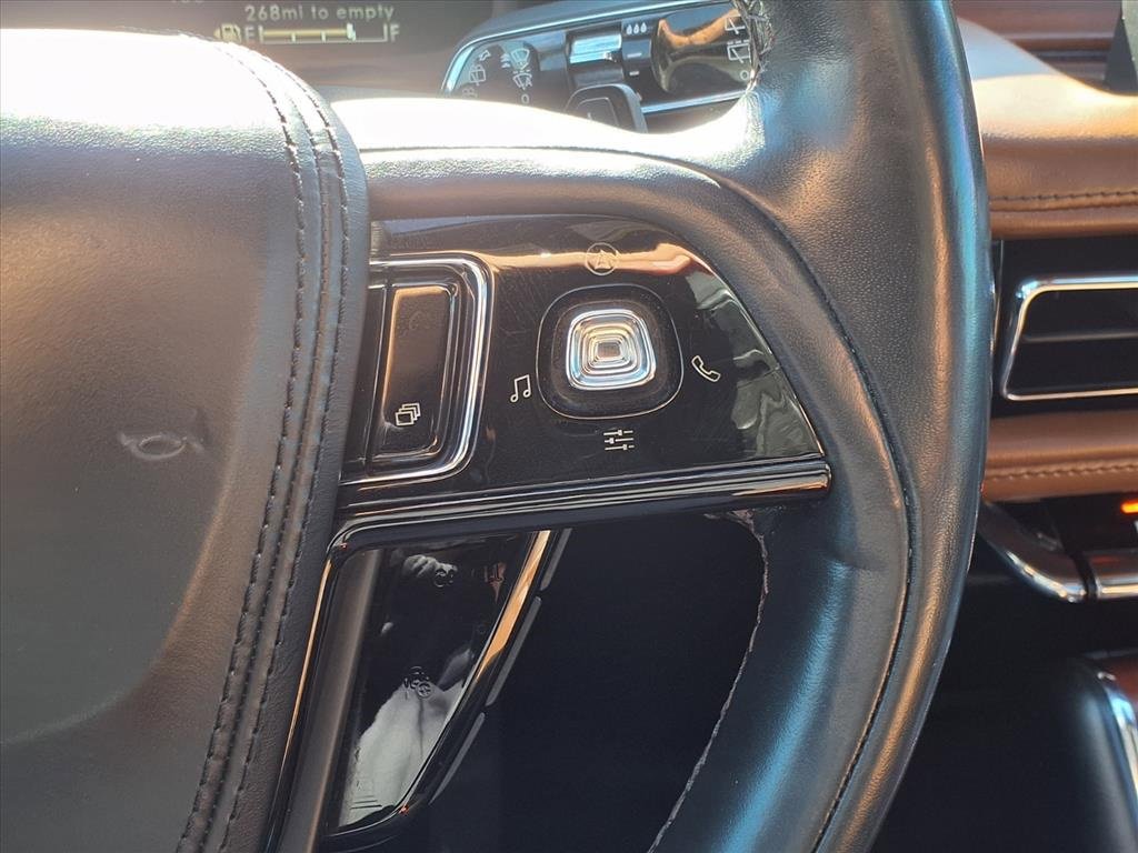 Used 2022 Lincoln Aviator Reserve w/ Equipment Group 201A image 19