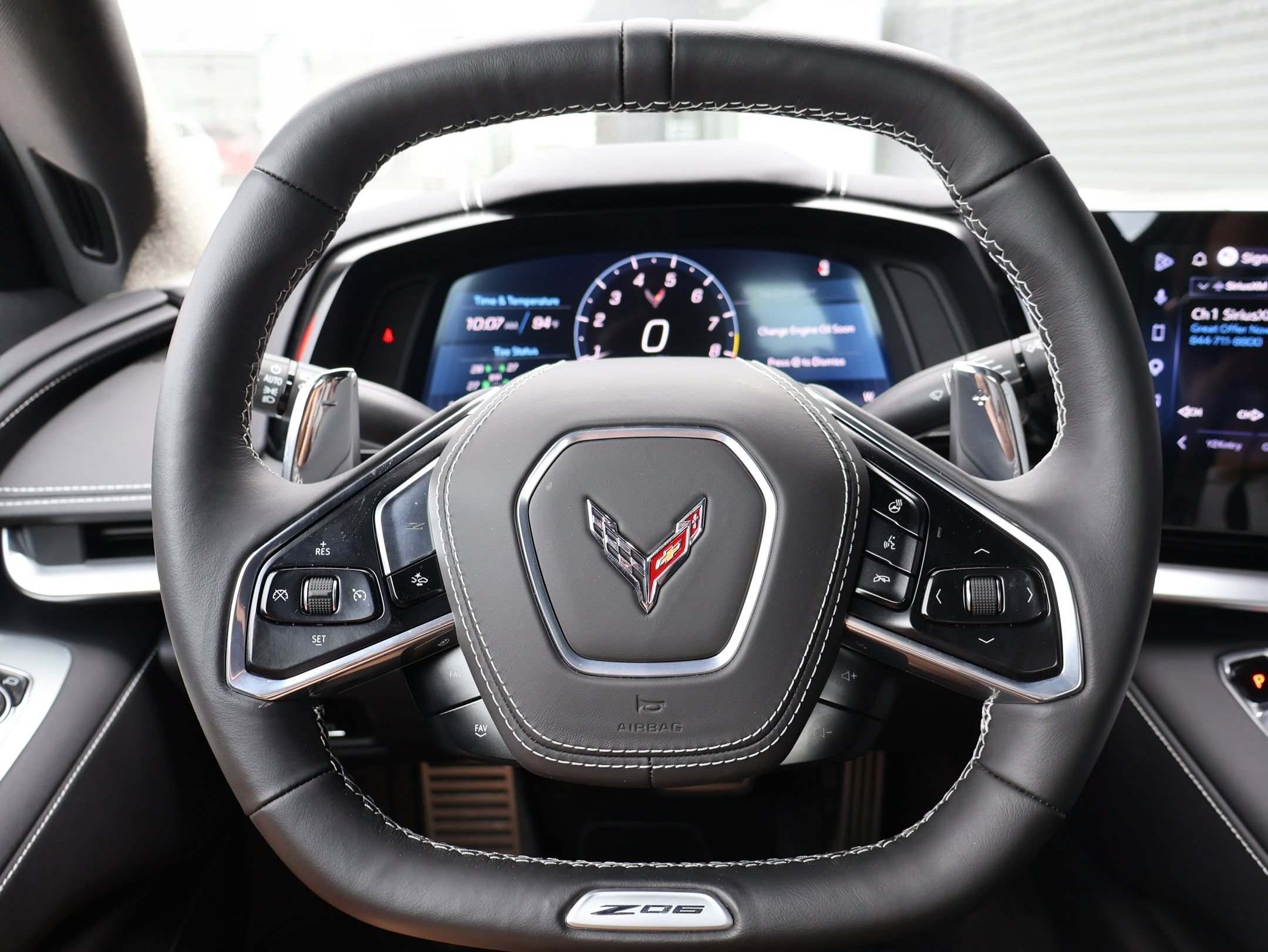 Used 2025 Chevrolet Corvette Z06 RWD image 13