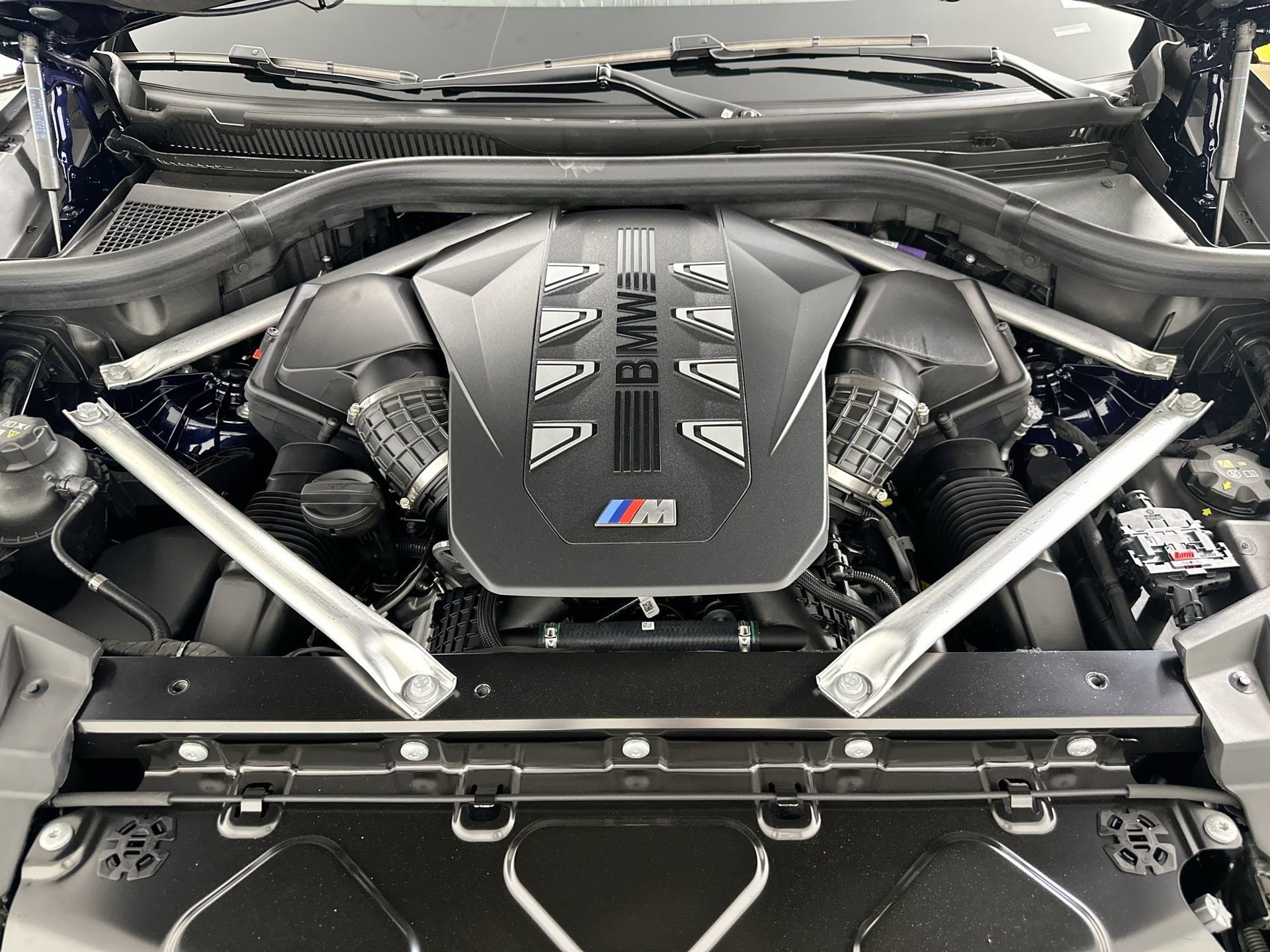 New 2026 BMW X6 M60i image 31