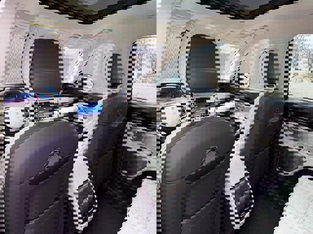 New 2026 Lincoln Nautilus Black Label image 18