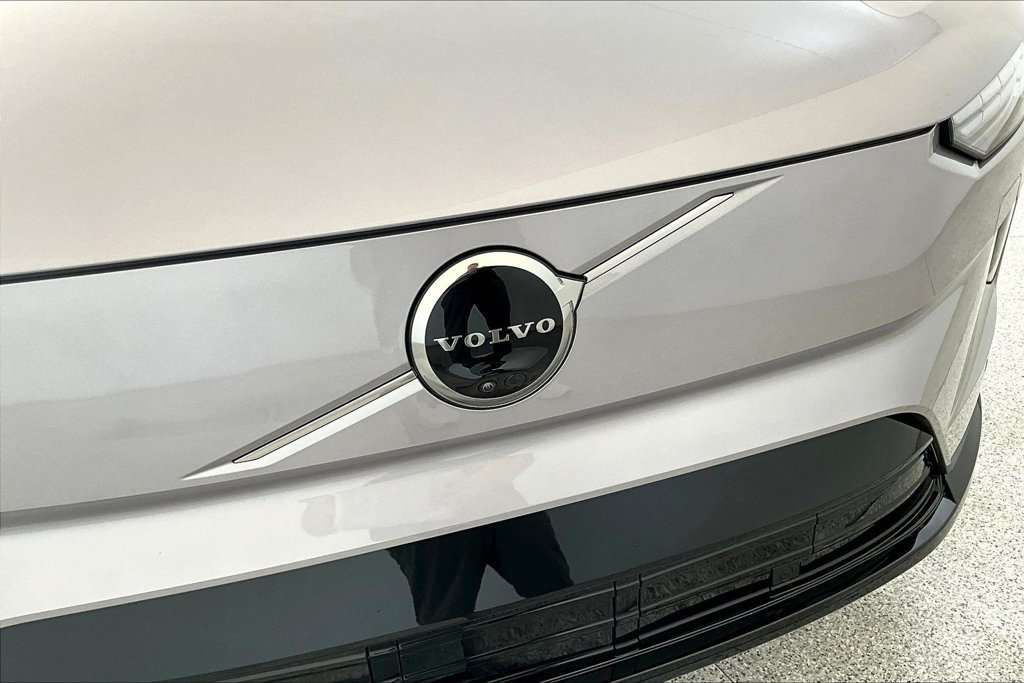 New 2026 Volvo EX90 Plus RWD image 33