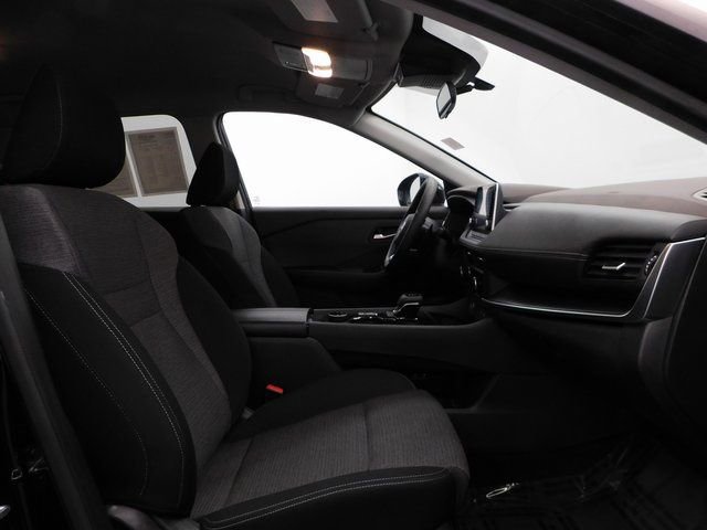 Certified 2023 Nissan Rogue SV image 30