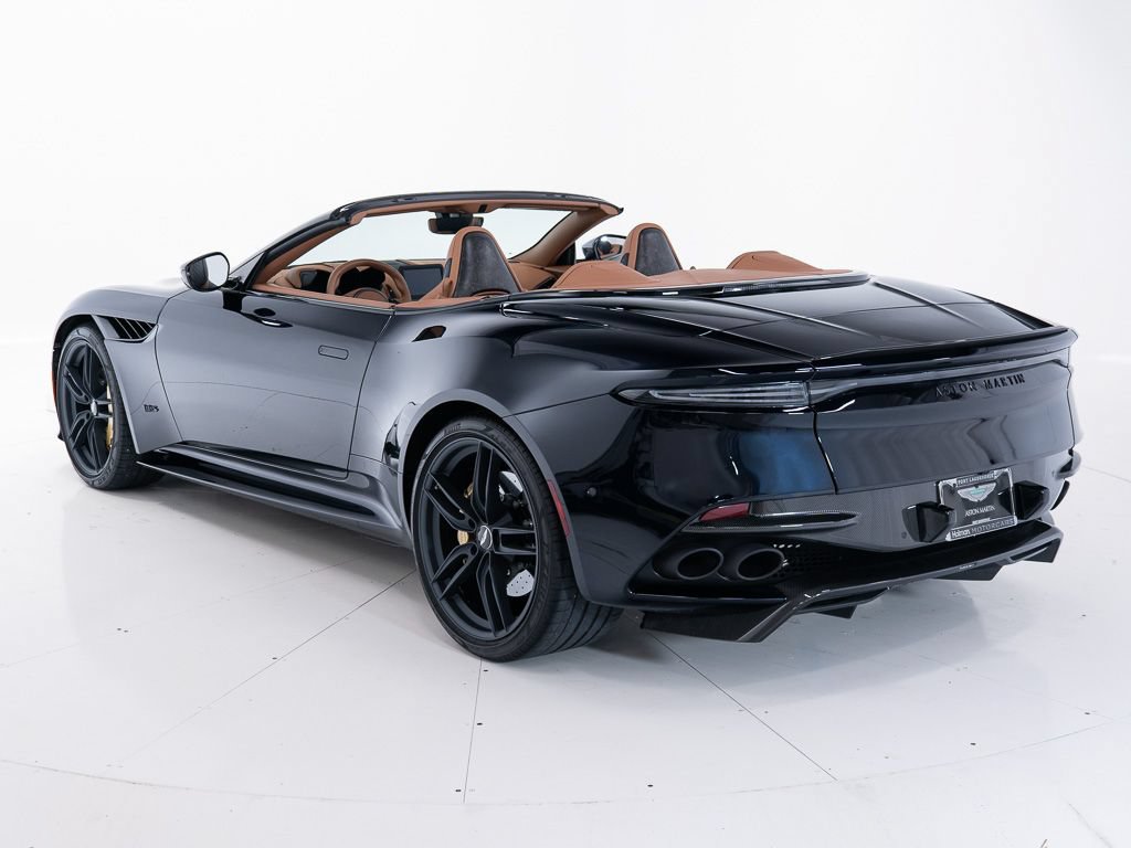 Used 2023 Aston Martin DBS Superleggera Volante RWD image 3