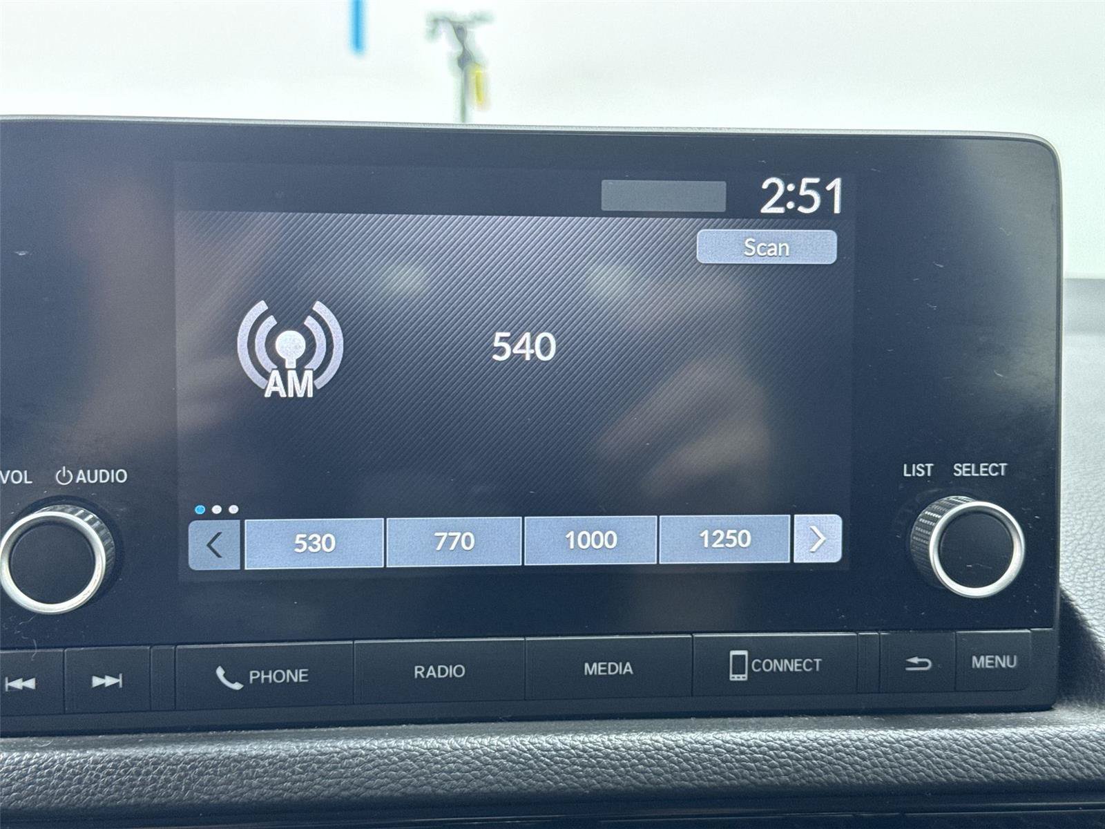Used 2022 Honda Civic EX-L image 24