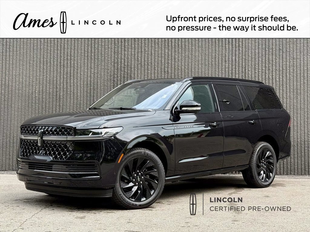 Used 2025 Lincoln Navigator Reserve w/ Jet Appearance Package