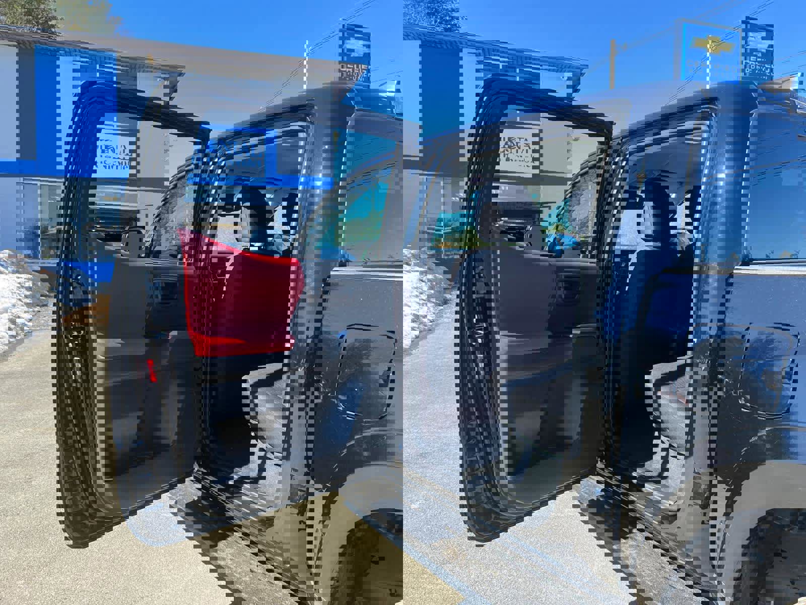 Used 2023 Toyota Tacoma SR5 image 33