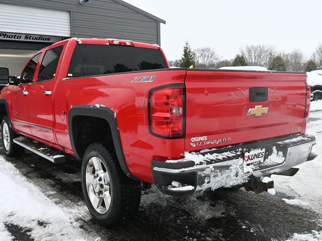 Used 2016 Chevrolet Silverado 2500 LTZ w/ LTZ Plus Package image 9