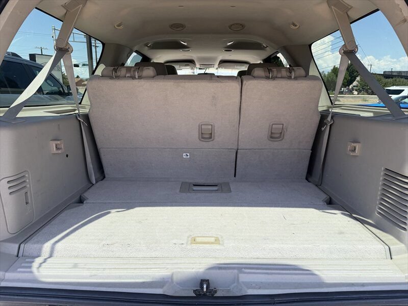 Used 2011 Ford Expedition EL XLT RWD image 26