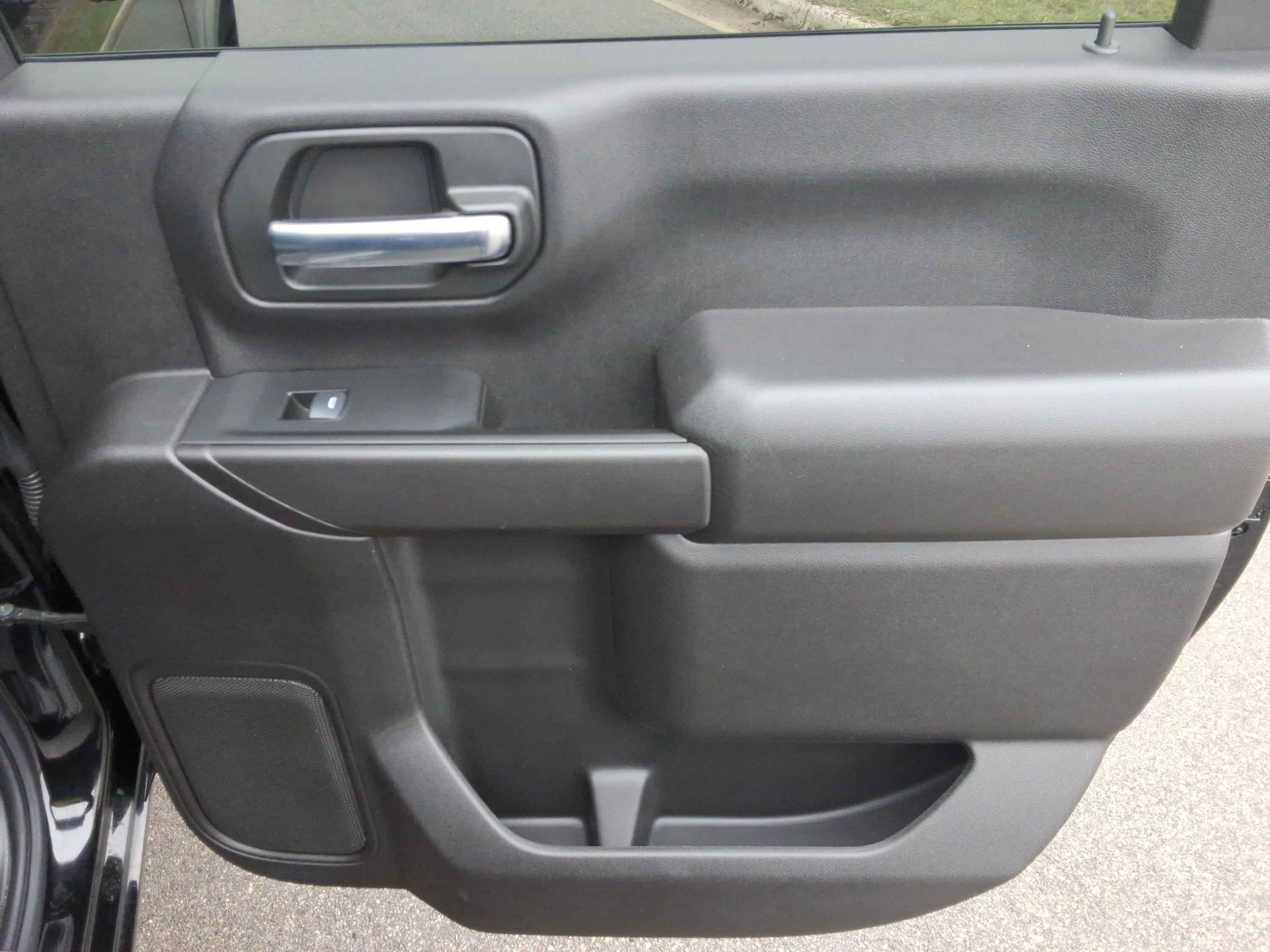 Used 2025 Chevrolet Silverado 2500 Custom w/ Custom Convenience Package image 22