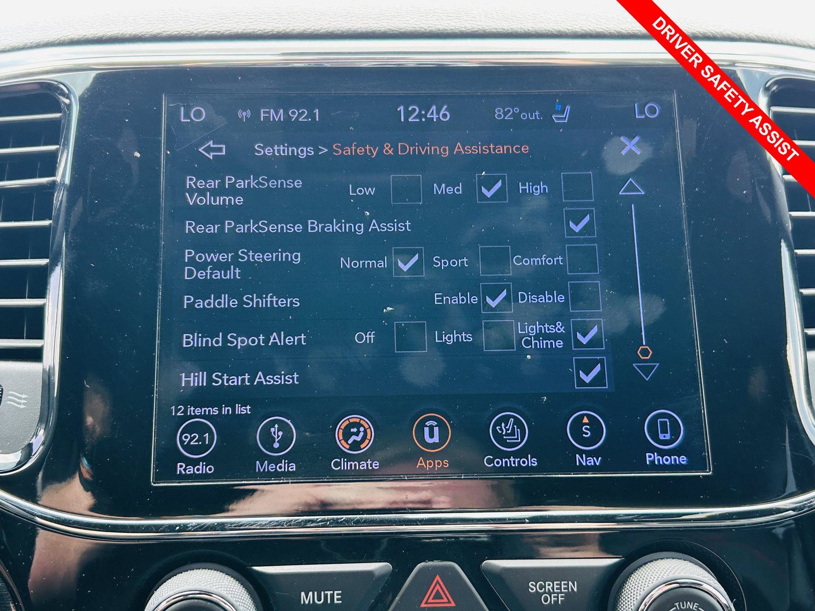 Used 2019 Jeep Grand Cherokee Trailhawk AWD/4WD image 11