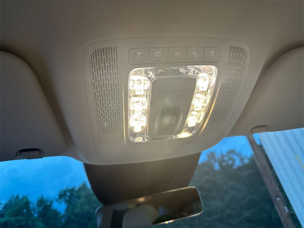 Used 2024 Mercedes-Benz GLE 450 4MATIC image 19